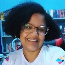 É literalmente um livro de cartas. São 12 cartas em envelopes de 12 lugares  diferentes do mundo! Icônico demais!