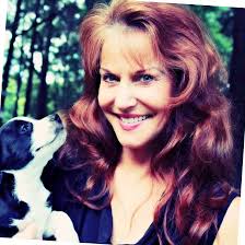 Amanda Ronchi Email & Phone Number