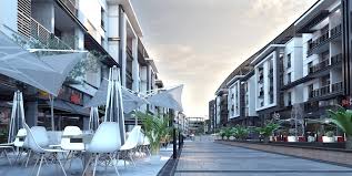 The western part of its urban area extends to the coastline of the atlantic ocean. Porto Pyramids 6 October Apartments Get Now Special Offer