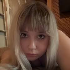 Thank you to Steven Feuerstein for teaching our Sophomore fellows from the  Rewriting Climate Change seminar how to identify and remove invasive  species! Read more about it here:  https://www.rewildearth.net/ords/r/rewildearth/_rewild-earth/new-home ...