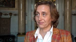 Beatrix von storch bekommt torte ins gesicht, tortenwerfer prügel hamburger morgenpost: Merkel Lasst Menschen Erschiessen Beatrix Von Storch Im Interview