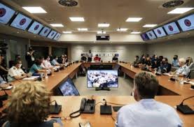 Ενημέρωση διαπιστευμένων συντακτών από τον υφυπουργό πολιτικής προστασίας και διαχείρισης κρίσεων νίκο χαρδαλιά, την καθηγήτρια παιδιατρικής λοιμωξιολογίας βάνα παπαευαγγέλου και τον. Se E3eli3h Syskepsh Gia Ton Iano Sthn Politikh Prostasia Libre