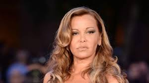 Her father was the movie star actor giuliano gemma. Vera Gemma Chi E La Figlia Del Grande Giuliano Gemma La Sua Storia