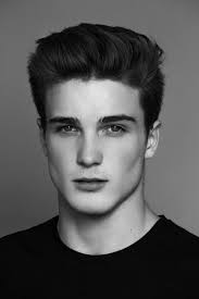 ELLA ES MÍA © [E.E.M.1.]