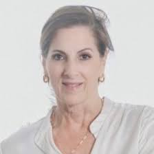 Hoy toca dar un paso más hacia adelante, en este caso es una decisión  difícil ya que los últimos años han sido muy buenos, pero todo tiene un  principio y un final