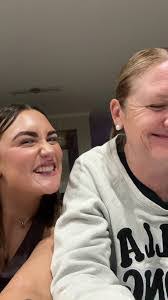 Jenna Walter's Instagram, Twitter & Facebook