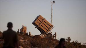 El sistema de defensa aérea cúpula de hierro dispara para interceptar un cohete sobre la ciudad israelí de ashdod, el 16 de julio de 2014. Israel Instala Cupula De Hierro En Haifa Por Temor A Iran Pars Today