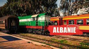 A cochin, il découvre une ville chargée d'histoire, où le commerce des. Des Trains Pas Comme Les Autres Albanie En Streaming Replay France 5 France Tv