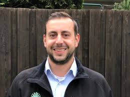 Vier neue Tretschlepper für die Kindertagestätte Arche Noah Elpersdorf