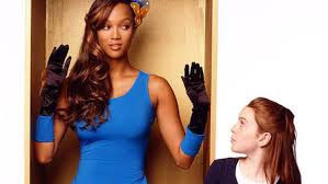 Tyra banks wants to help bring lindsay lohan's career back to life. Tyra Banks Dm D Lindsay Lohan To Be In Life Size 2 And She S Down For It