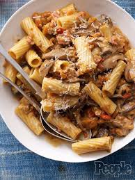 Giada De Laurentiis Rigatoni With Vegetable Bolognese Recipe Best Pasta Recipes Vegetable Bolognese Food Network Recipes