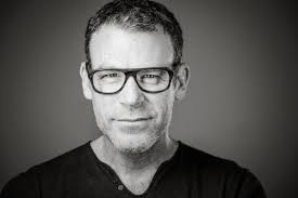 Peter Hurley Headshot Photographer • Sydney Headshot Photos