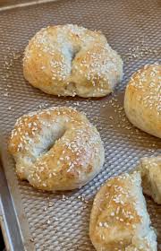 High-Protein 3 Ingredient Sesame Seed Salt Bagels