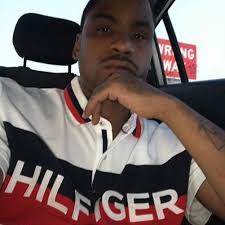 29 years around the sun and I just ask for the strength to pop my shit for  the next 365 🤣🤞🏾😈