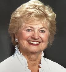 Carolyn Travers's Instagram, Twitter & Facebook