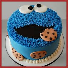 This poppy birthday cake is bold, with a big head, giving it that epic feel and look that the kids will go crazy for. Blue Simple Cake Design For Boys