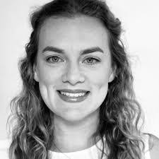 Jade Lloyd's Instagram, Twitter & Facebook