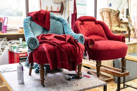 Sofa, sessel oder stühle neu beziehen bei einem abgenutzten bezugstoff / leder oder beim wunsch nach einer frischen farbe in der wohnung müssen sie ihr polstermöbel nicht gleich wegwerfen. Sessel Neu Beziehen Berlin Krebes Wir Erhalten Werte