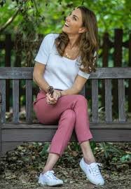 Amazon.com has been visited by 1m+ users in the past month Kate Middleton W T Shircie I Trampkach Szykownie Wyglada Kozaczek