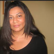 Tina Knowles is 71 and STILL that girl — aging like fine wine! Then vs Now  got us like wowww 🥰✨ #TinaKnowles #ThenVsNow #AgelessBeauty  #BlackExcellence #MamaTina #GlowUp #GracefulAging #TimelessQueen  #BeyonceMama