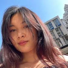 Jess Young (@jessyoungofficial)