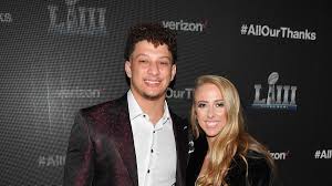 Patrick mahomes' mom, randi, sure did during monday night football when an espn analyst kept calling the kansas city chiefs quarterback pat and not patrick.. Patrick Mahomes And His Fiancee Are Going To Be Parents Soon Cnn