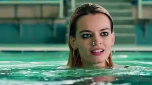 INSIDE Sex Education avec Emma Mackey