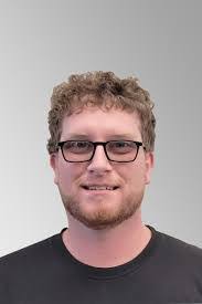 Kris Cotton's Instagram, Twitter & Facebook