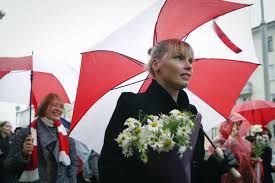 Belarus opposition calls general strike, as protesters gird for long fight the country's autocratic ruler, aleksandr g. Lukashenko Pompeo Discuss Situation In Belarus As Protests Rage On Daily Sabah