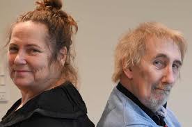 Nu er forfatter- og søskendeparret Søren og Lotte Hammer endelig klar til  at dele det, de aldrig før har fortalt om