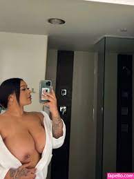 Laixxx nude