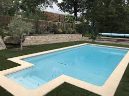 A marseille, les belles pierres est une entreprise familiale que vous recommande tout en gazon, notamment pour le ravalement de façade imitation pierre apparente. Tour De Piscine En Gazon Synthetique A Trets Bouches Du Rhone 13 Gazon Et Pelouse Synthetiques Marseille Univers Gazons