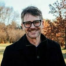 Bruce Berglund's Instagram, Twitter & Facebook