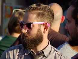 Epingle Sur Barbe