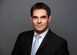 So müssen anleger auch über die risiken ihrer investition aufgeklärt werden und die bank muss sie über rückvergütungen, die die bank für die vermittlung erhalten hat, informieren. Miroslav Duvnjak Lindemann Rechtsanwalte