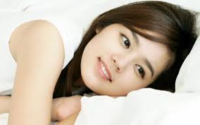 Vợ chồng Han Ga In hân hoan chờ đón con đầu lòng