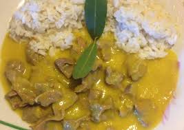 Mollejas salteadas con arroz blanco