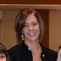 Stacey Vincenzes's Instagram, Twitter & Facebook