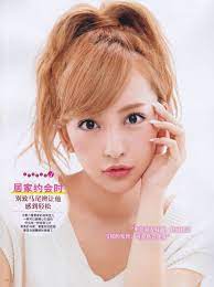 tomomi itano 板野 友美 卒業記念写真 女性アーティスト 板野友美