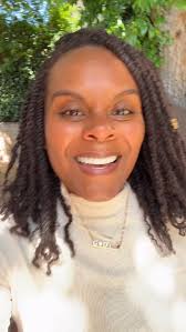 Let’s make a smoothie from my backyard bananas and a maybe little word of  encouragement at the end❤️. Love y’all! #tabithabrown #spreadlove #inspire  #smoothierecipe