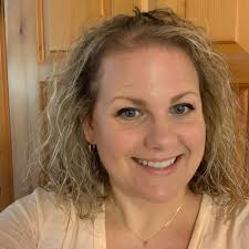 Where can we get breakfast by boat