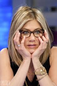 Best Hairstyles For Female Glasses Wearers Jennifer Aniston Style Jennifer Aniston Jennifer Aniston Glasses