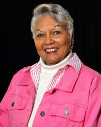 Elaine Armstrong, a 1986 graduate of University of Rio Grande, has been  named Rio's 2024 Commencement Speaker. Armstrong spent 19 years as a  successful administrator Rio, where she was popular among both