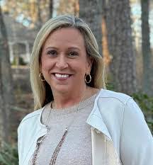 Dawn Whitlow's Instagram, Twitter & Facebook