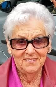 Dña. Rosa Abascal García