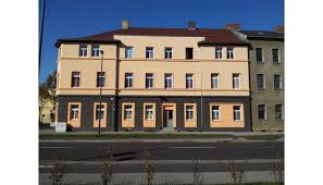 Die küche hat eine mikrowelle, wasserkocher, kaffeemaschine, toaster, sowie geschirr für. B H Immobilien 78848241 Modernisierte 2 Raum Wohnung Mit Ca 48 Qm Im 1 Obergeschoss In Bitterfeld Innenstadt 78848241 Modernisierte 2 Raum Wohnung Mit Ca 48 Qm Im 1 Obergeschoss In Bitterfeld Innenstadt