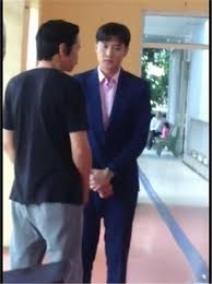 Vũ và nhã qua đêm, say đắm bên nhau trong khi thư trầm cảm, ôm con khóc ở nhà.trong tập 65 về nhà đi con, nhã (quỳnh nga) đã bị đồng loạt khán giả quay lưng bởi sau khi biết vũ (quốc trường) có vợ, nhã vẫn quyết tâm chinh phục vũ. Vá» Nha Ä'i Con Táº­p Cuá»'i ThÆ° Sinh Con Cho VÅ© Sau Tinh 1 Ä'em