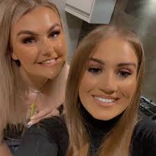 Can anybody recommend somebody that makes memory bears out of loved ones  clothing please? Thank you