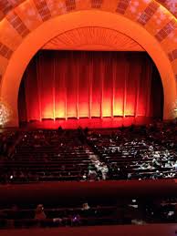 True to the famous finnish design concepts of clean lines and beauty this a great gift to the city. Radio City Music Hall Bereich 1st Mezzanine 5 Reihe A Platz 510 Christmas Spectacular Starring The Radio City Rockettes Geteilt Nach Anonym