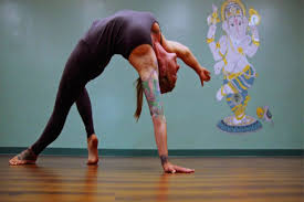 Adjacent to the beach, hyatt regency huntington beach resort and spa offers surf and paddle boarding lessons. Yoga Shakti Huntington Beach Read Reviews And Book Classes On Classpass